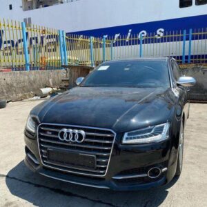 Audi S8